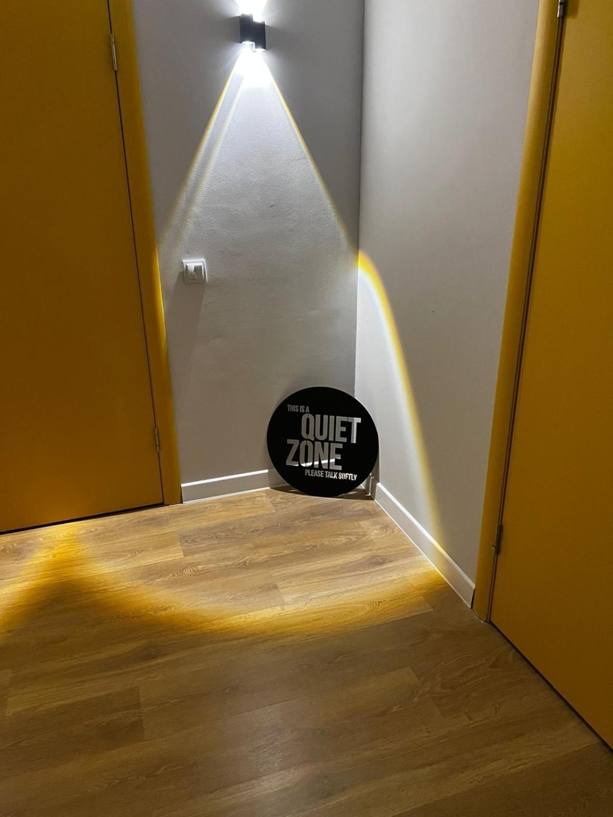 Friends Hostel アスターナ エクステリア 写真
