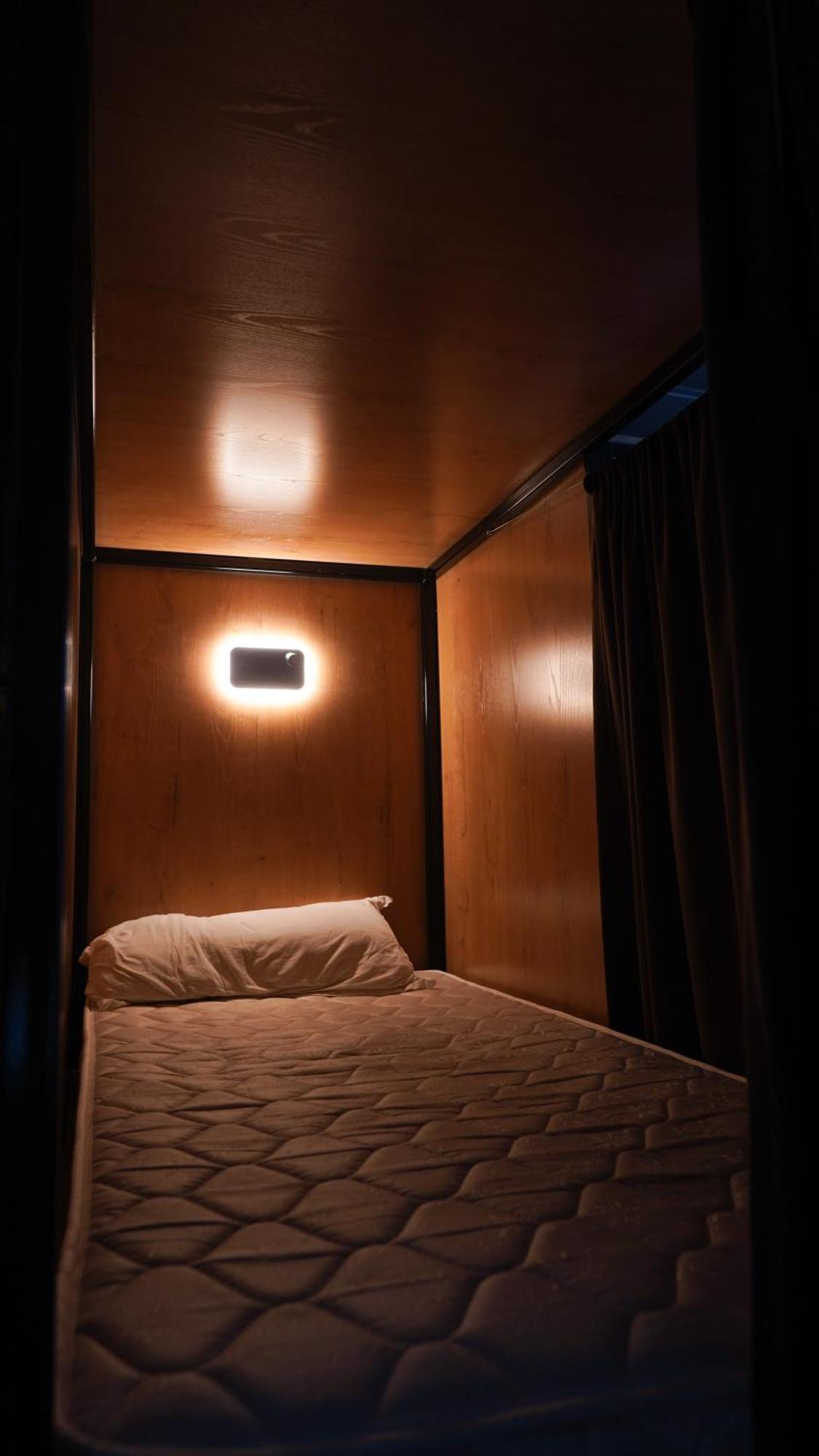Friends Hostel アスターナ エクステリア 写真